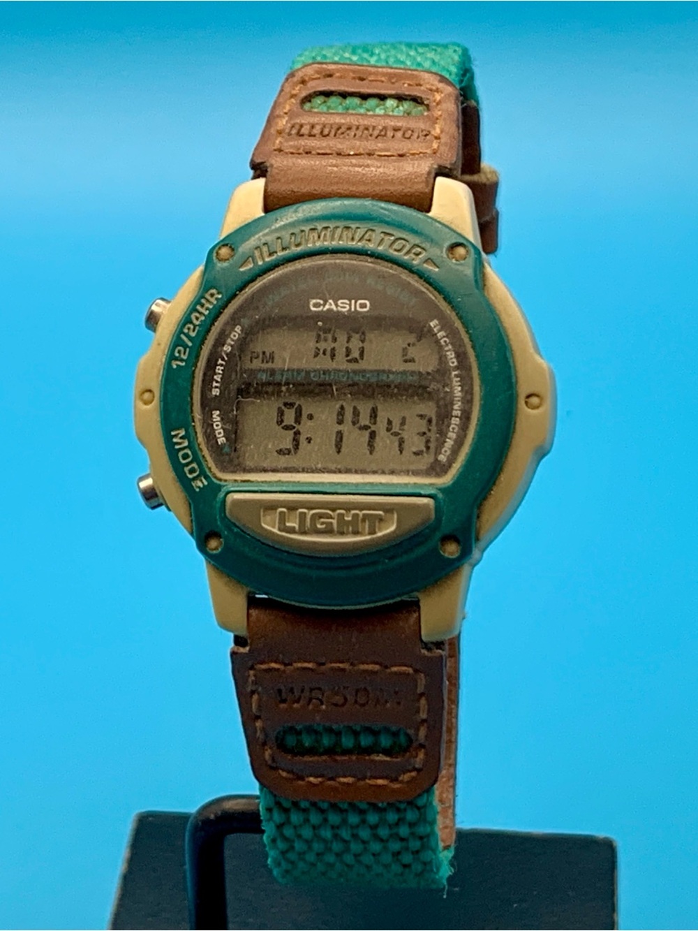 CASIO LW-22H (1602) Women’s Vintage Digital Wristwatch Chrono Works New Battery